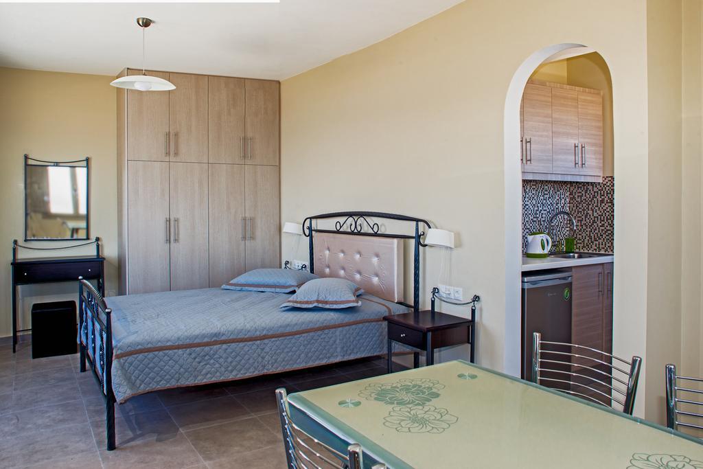 Santa Rinoula Suites Sea Sunset Views Adults Only Megalochori  Esterno foto